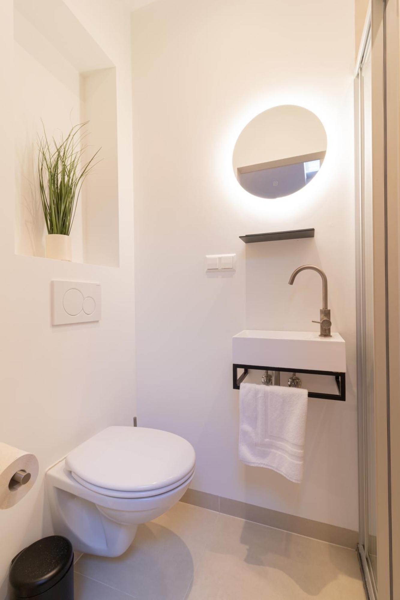Sayo Boutique Hotel Гаага Экстерьер фото